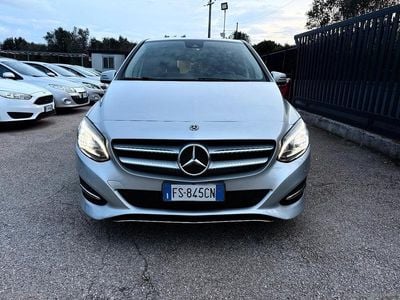 Mercedes B200