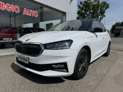 Usata Skoda Fabia Selection 95 CV (69 kW) 2025 Bianco magnolia Utilitaria