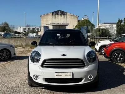 Usata Mini Cooper D Countryman 111 CV (81 kW) 2011 Bianco SUV
