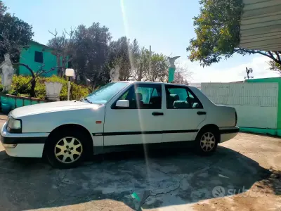 Usata Lancia Thema 118 CV (86 kW) 1988 Bianco Berlina