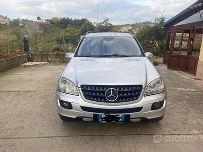 Usata Mercedes ML280 2007 Grigio SUV