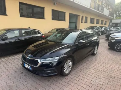 Usata Skoda Octavia Executive 110 CV (80 kW) 2021 Nero Station wagon