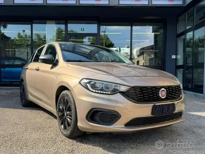 Occasion Fiat Tipo Street 95 ch (69 kW) 2019 Beige Berline