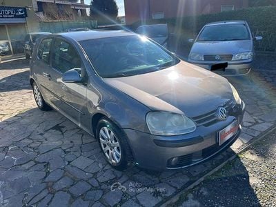 Usata VW Golf VI Comfortline 102 CV (75 kW) 2008 Grigio Utilitaria