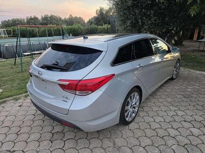 Usata Hyundai i40 Style 136 CV (100 kW) 2011 Argento Station wagon