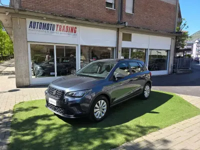 Usata Seat Arona Style 116 CV (85 kW) 2025 Grigio SUV