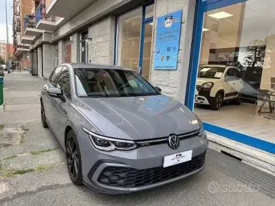 Usata VW Golf VIII GTI 245 CV (180 kW) 2023 Grigio Berlina
