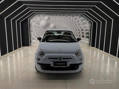 Usata Fiat 500 Lounge 272 CV (200 kW) 2007 Blu Berlina