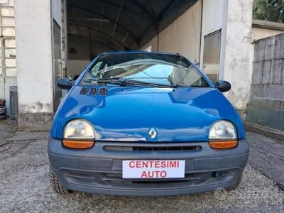 Usata Renault Twingo 58 CV (42 kW) 1998 Blu Utilitaria