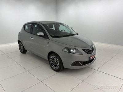 Usata Lancia Ypsilon S 69 CV (50 kW) 2022 Grigio Utilitaria