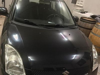 Usata Suzuki Swift 70 CV (51 kW) 2006 Nero Utilitaria