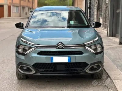 Usata Citroën C4 Shine 131 CV (96 kW) 2021 Bluazzurro Berlina