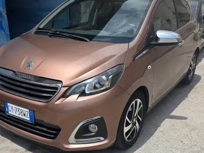 Usata Peugeot 108 82 CV (60 kW) 2025 Marrone Berlina