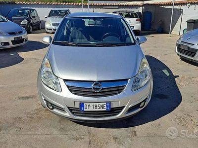 Occasion Opel Corsa Enjoy 80 ch (58 kW) 2009 Gris Citadine