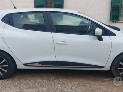 Second-hand Renault Clio IV 2016 Alb Berlinǎ