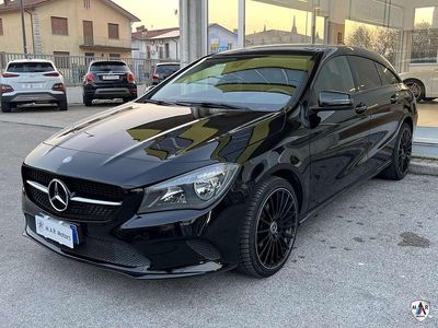 Usata Mercedes CLA200 Shooting Brake 136 CV (100 kW) 2017 Nero Station wagon