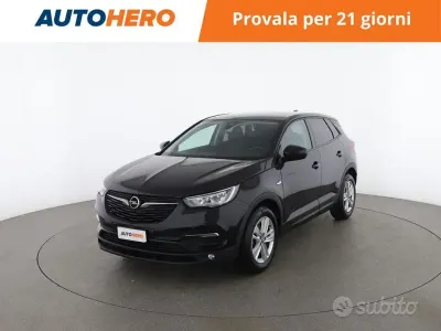 Usado Opel Grandland X 131 CV (96 kW) 2021 Negro SUV