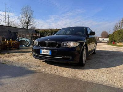 Usata 2010 BMW 116 Utilitaria | 5000 € (Buon prezzo)