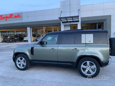 Usata Land Rover Defender First Edition 240 CV (176 kW) 2021 Verde SUV