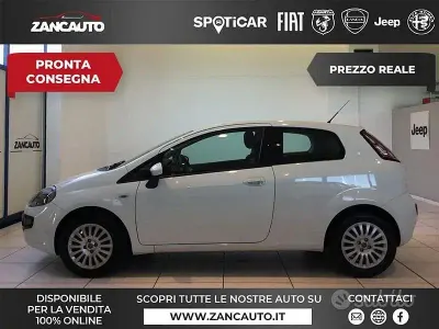 Usata Fiat Grande Punto 69 CV (50 kW) 2011 Bianco Utilitaria
