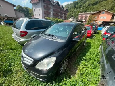 Usata Mercedes B200 Chrome 140 CV (102 kW) 2008 Nero Monovolume