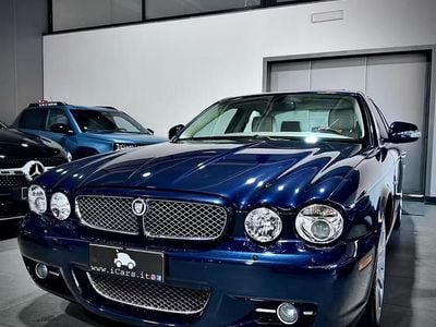 Usata Jaguar XJ Sovereign 207 CV (152 kW) 2009 Blu/azzurro Berlina