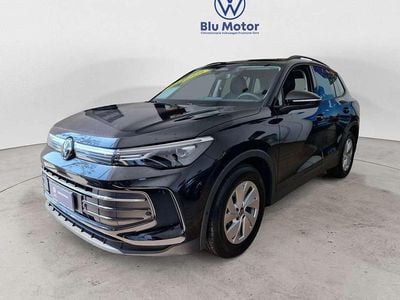 Usata VW Tiguan Life 150 CV (110 kW) 2024 Deep black perlato SUV