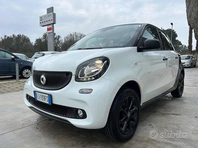 Usata Smart ForFour Passion 71 CV (52 kW) 2017 Bianco Utilitaria