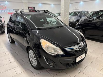 Usata Opel Corsa Edition 86 CV (63 kW) 2015 Nero Berlina