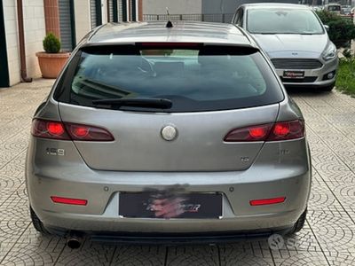 Alfa Romeo 159