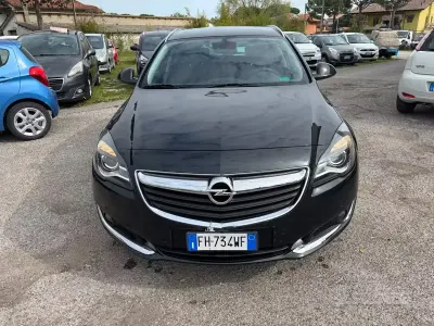 Usata Opel Insignia Cosmo 136 CV (100 kW) 2017 Nero Station wagon