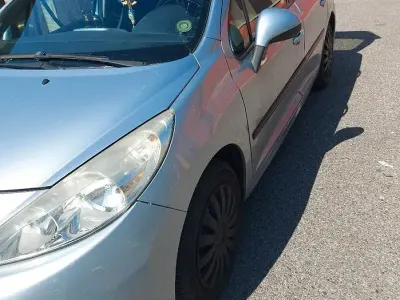 Usata Peugeot 207 88 CV (64 kW) 2010 Grigio Berlina