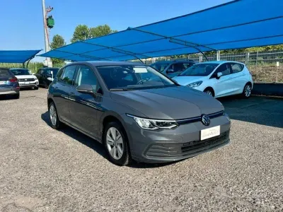 Usata VW Golf VIII Style 116 CV (85 kW) 2022 Grigio Berlina