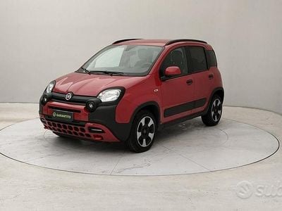 Usata Fiat Panda Cross Cross 70 CV (51 kW) 2024 Rosso Utilitaria