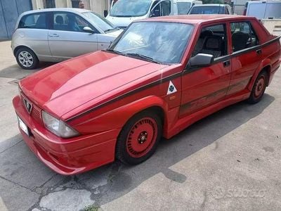Usata Alfa Romeo 75 155 CV (114 kW) 1987 Rosso Berlina