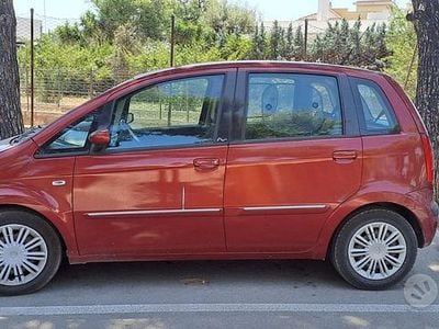 Usata Lancia Musa 95 CV (69 kW) 1996 Rosso Monovolume