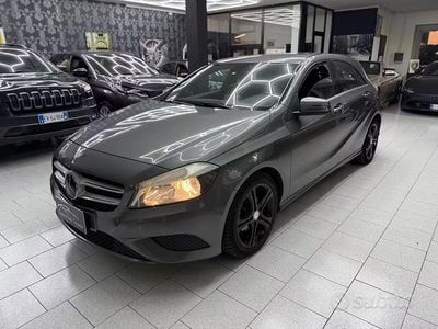 Usata Mercedes A180 Premium 108 CV (79 kW) 2014 Grigio Berlina