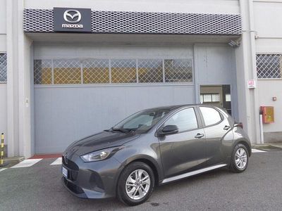 Usata Mazda 2 Center-Line 116 CV (85 kW) 2024 Lead grey Utilitaria