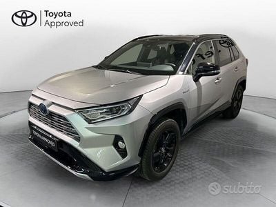 Usata Toyota RAV4 Hybrid Style 218 CV (160 kW) 2022 Grigio SUV