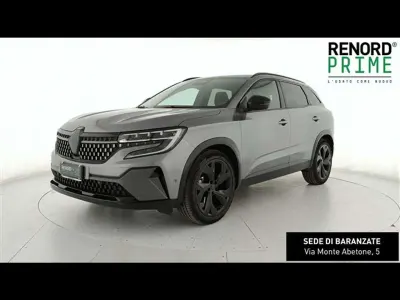 Usata Renault Austral Iconic Esprit Alpine 131 CV (96 kW) 2023 Grigio scuro SUV