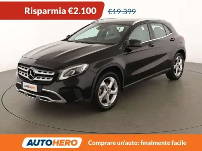 Usata Mercedes GLA180 109 CV (80 kW) 2017 Nero SUV