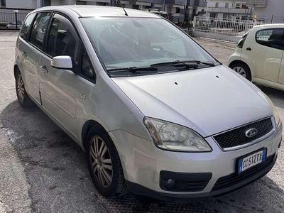 Usata Ford C-MAX Ghia 136 CV (100 kW) 2003 Argento Monovolume