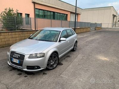 Begagnad Audi A3 S-Line 2007 Grå Halvkombi