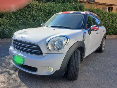 Usata Mini Countryman Business 90 CV (66 kW) 2016 Bianco SUV
