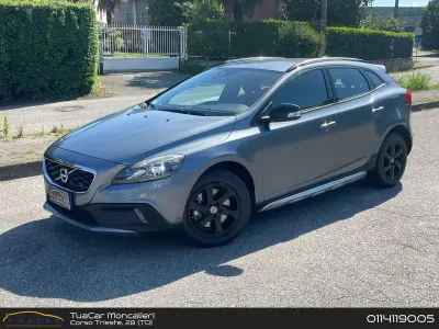 Usata Volvo V40 Kinetic 150 CV (110 kW) 2015 Grigio Berlina