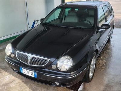 Lancia Lybra