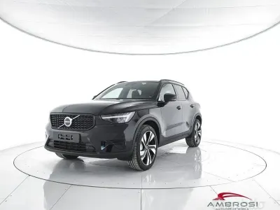 Neu Volvo XC40 Ultra 163 PS (119 kW) 2026 Schwarz SUV