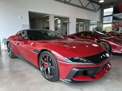 Nuova Ferrari 12 Cilindri 825 CV (606 kW) 2025 Rosso Coupé