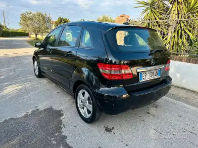 Usata Mercedes B180