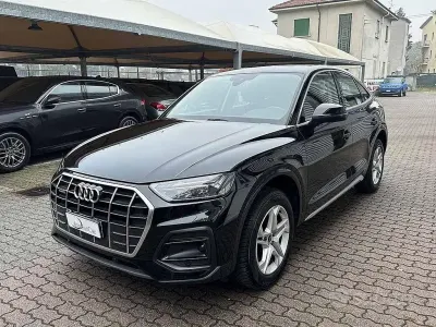 Gebraucht Audi Q5 Sportback Ambiente 204 PS (150 kW) 2022 Schwarz SUV